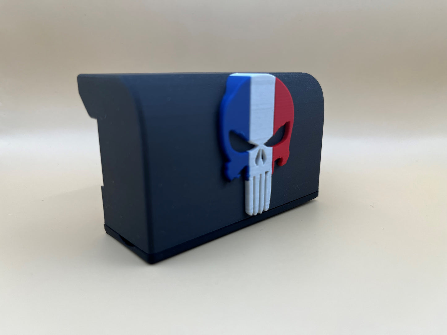 Récupérateur de douilles Aimanté Punisher Bleu Blanc Rouge