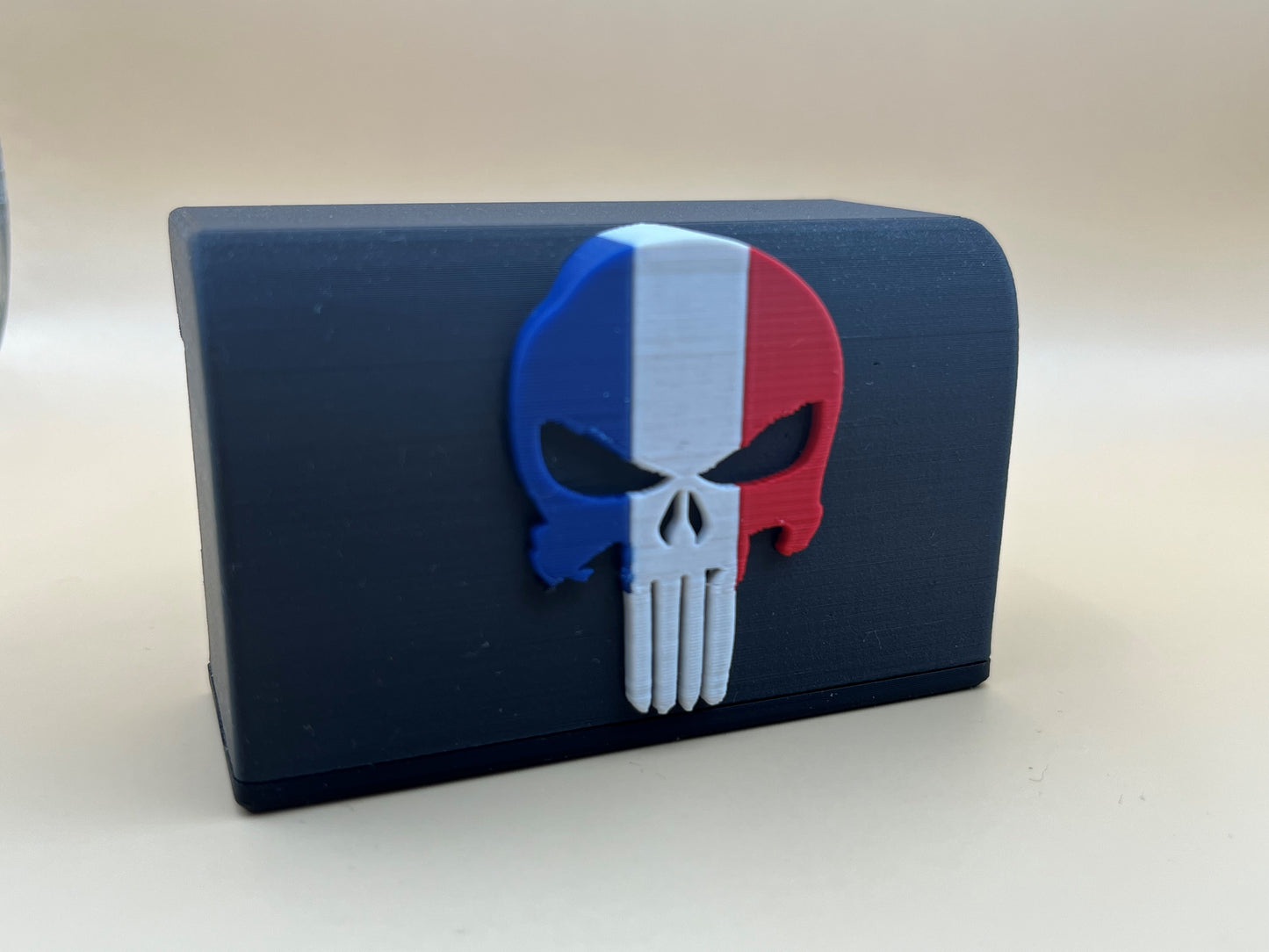 Récupérateur de douilles Aimanté Punisher Bleu Blanc Rouge